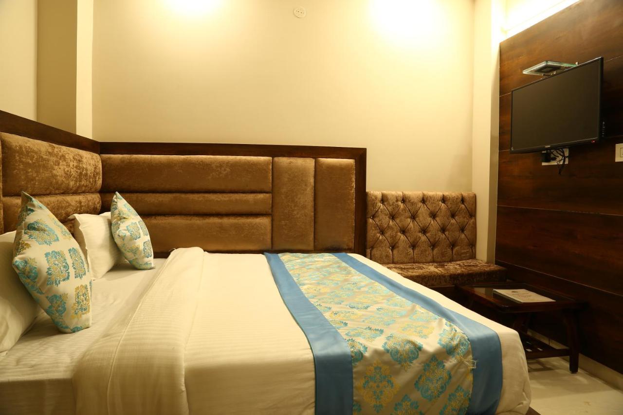 Hotel Kush Ganga - 50 Meter From Har Ki Pauri, Haridwār Zewnętrze zdjęcie