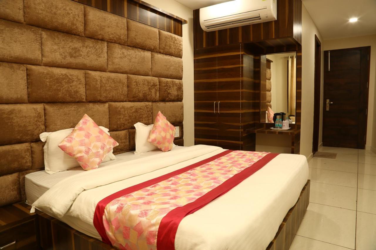 Hotel Kush Ganga - 50 Meter From Har Ki Pauri, Haridwār Zewnętrze zdjęcie