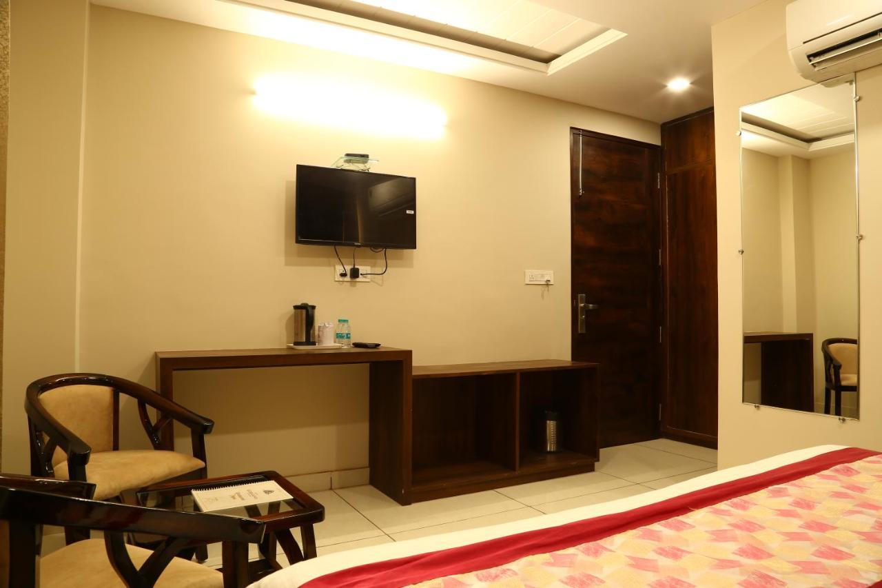Hotel Kush Ganga - 50 Meter From Har Ki Pauri, Haridwār Zewnętrze zdjęcie